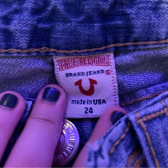 TRUE RELIGION Low Rise Medium Wash Rainbow Joey Jean - Picture 3 of 3